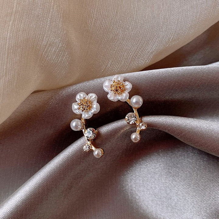 Elegant Pearl and Flower Earrings