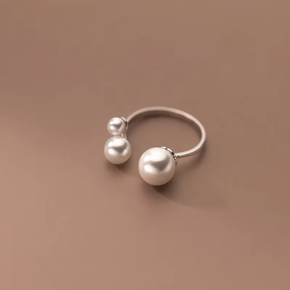 Elegant Trio Pearl Ring