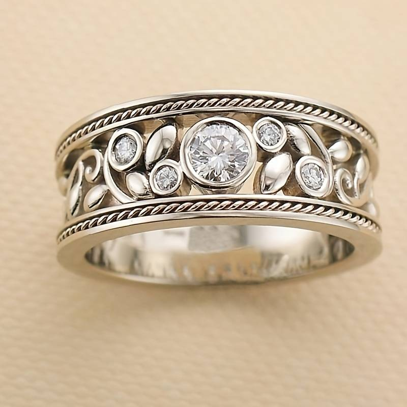 Luxury Silver Ring with Zirconia Stones